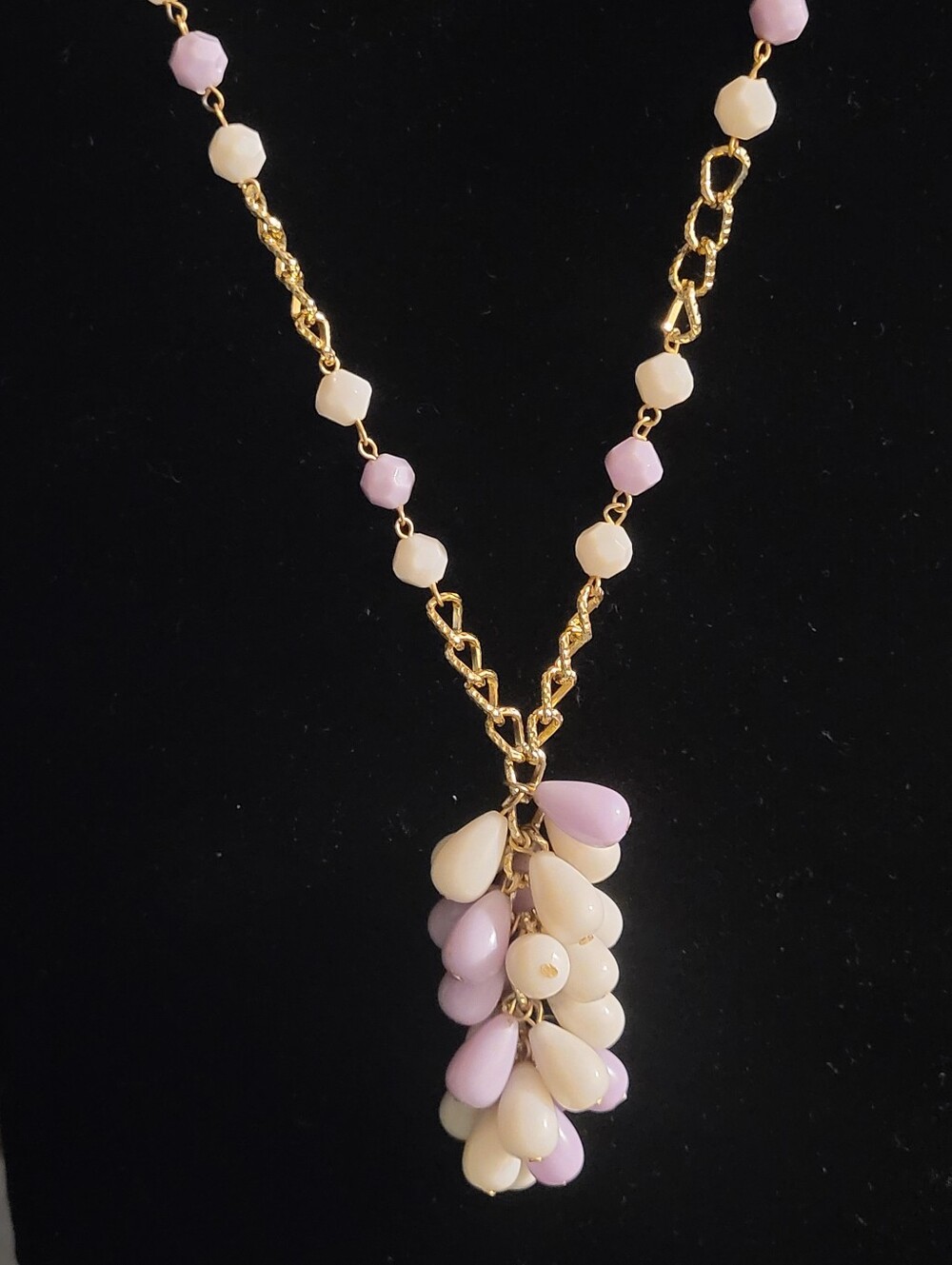 Vintage Style Pastel Grape Cluster Pendant Necklace Cottagecore Lucite Aesthetic